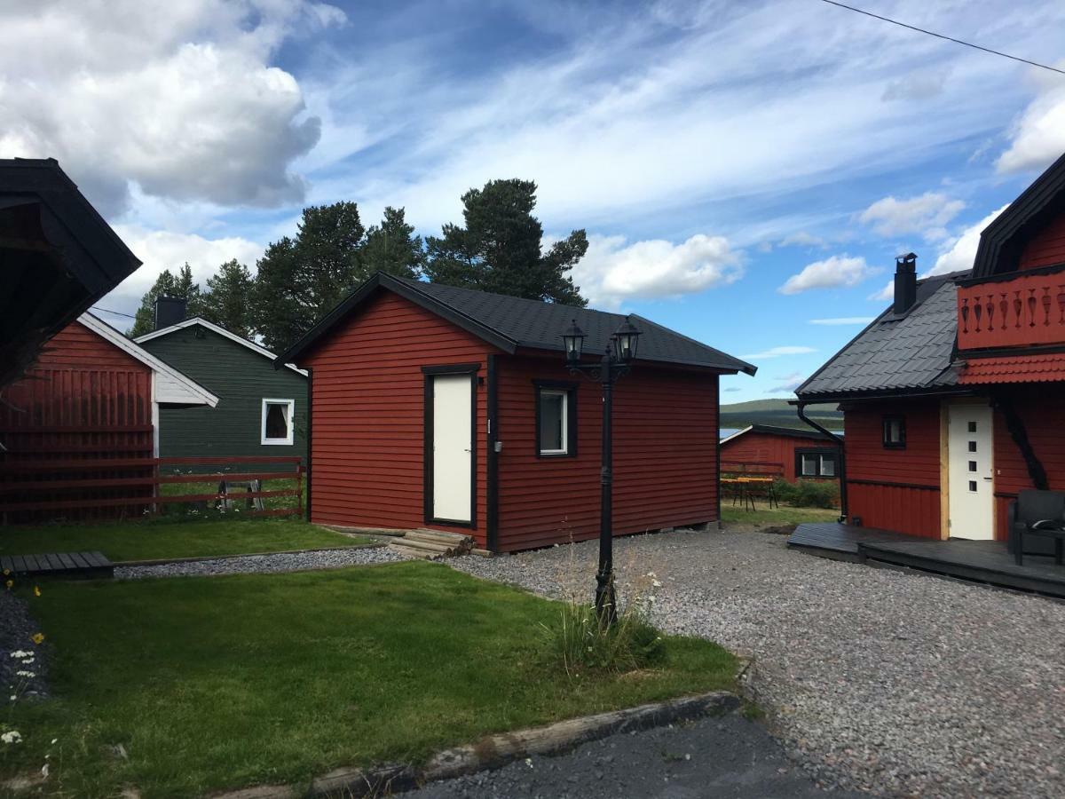 Camp Caroli Wooden Cabins Jukkasjärvi Exterior foto